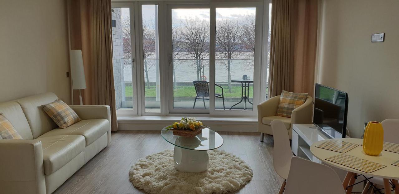 Waterfront Apartment ดันดี ภายนอก รูปภาพ